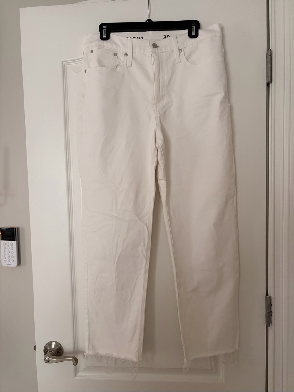 J.Crew Classic Straight Jeans in white size 30